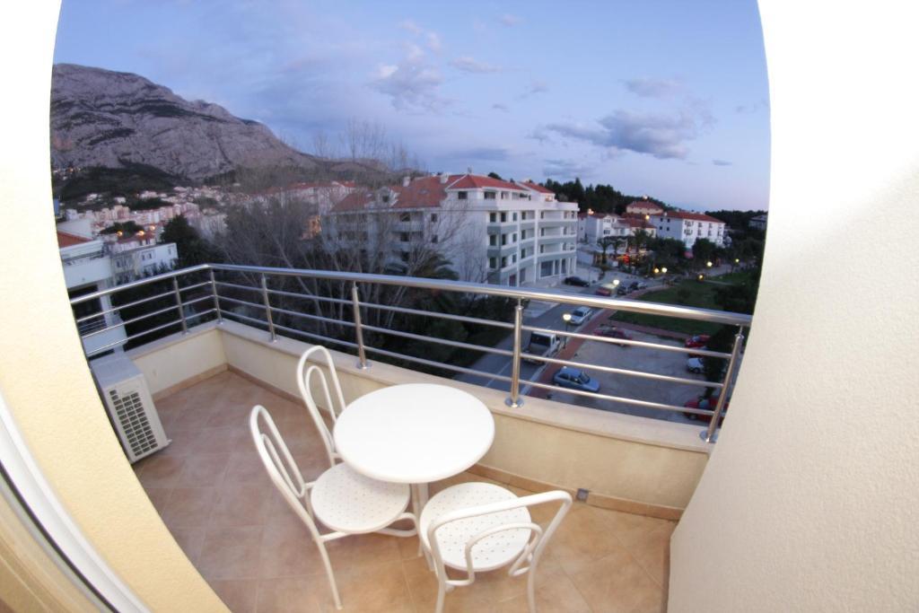 Apartments Villa Bondi Makarska Zimmer foto