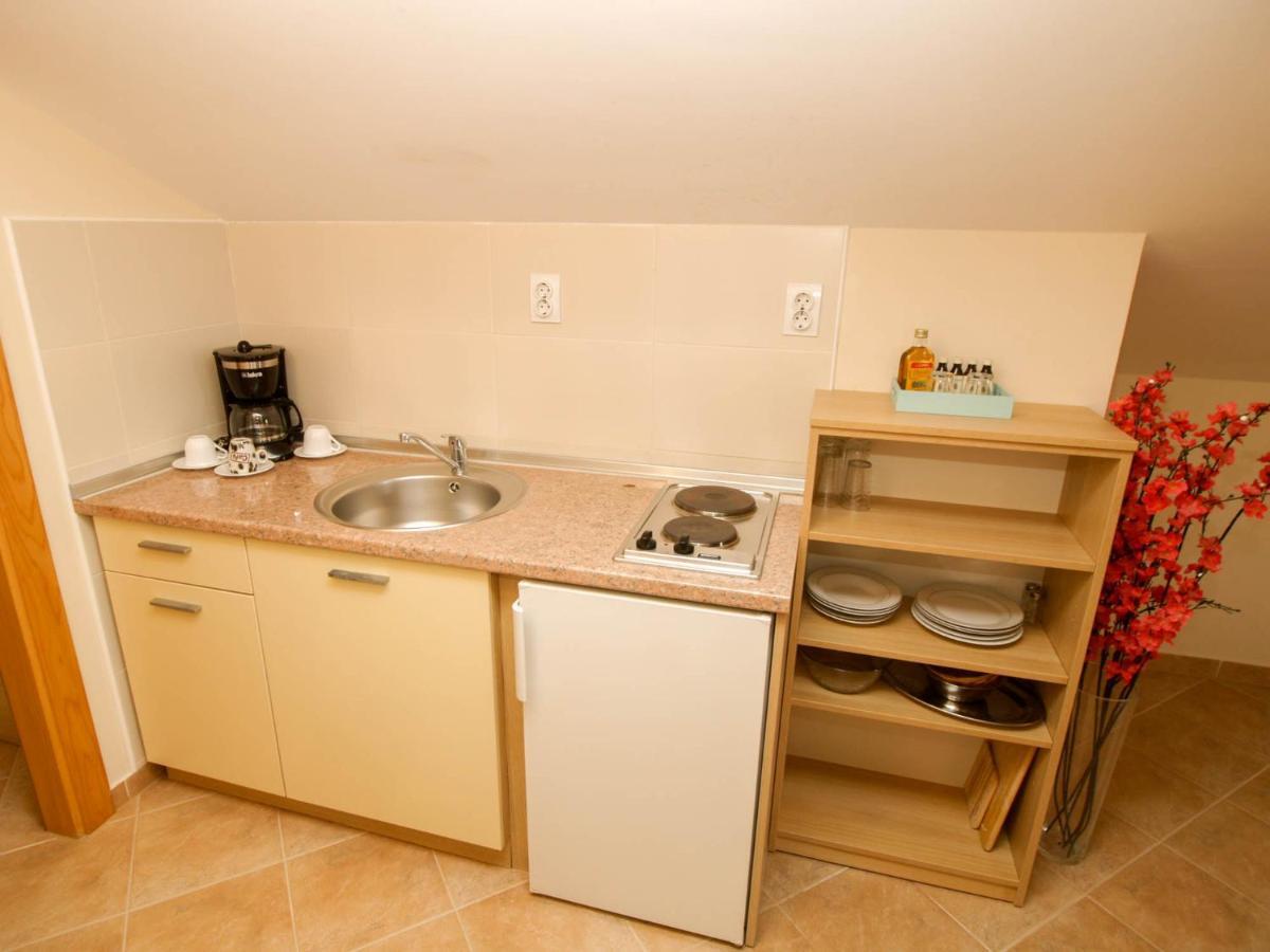 Apartments Villa Bondi Makarska Exterior foto