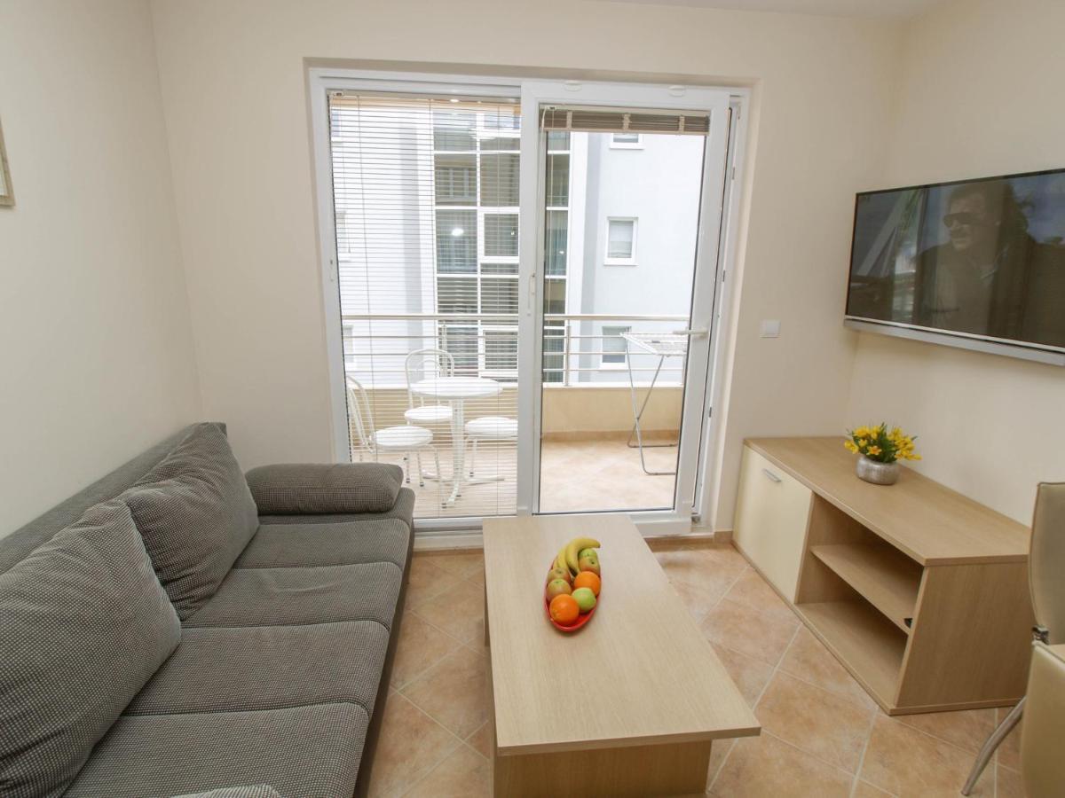 Apartments Villa Bondi Makarska Exterior foto