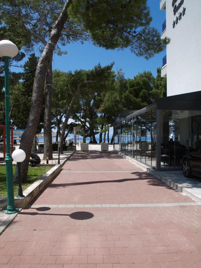 Apartments Villa Bondi Makarska Exterior foto